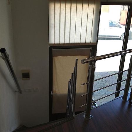 格里威塔一室公寓 德瓦 外观 照片